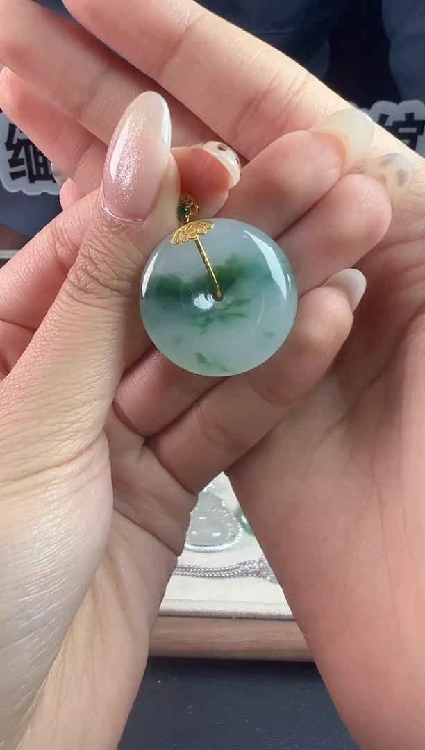 吊坠(不含链)18K金镶嵌翡翠缅甸珠宝严选