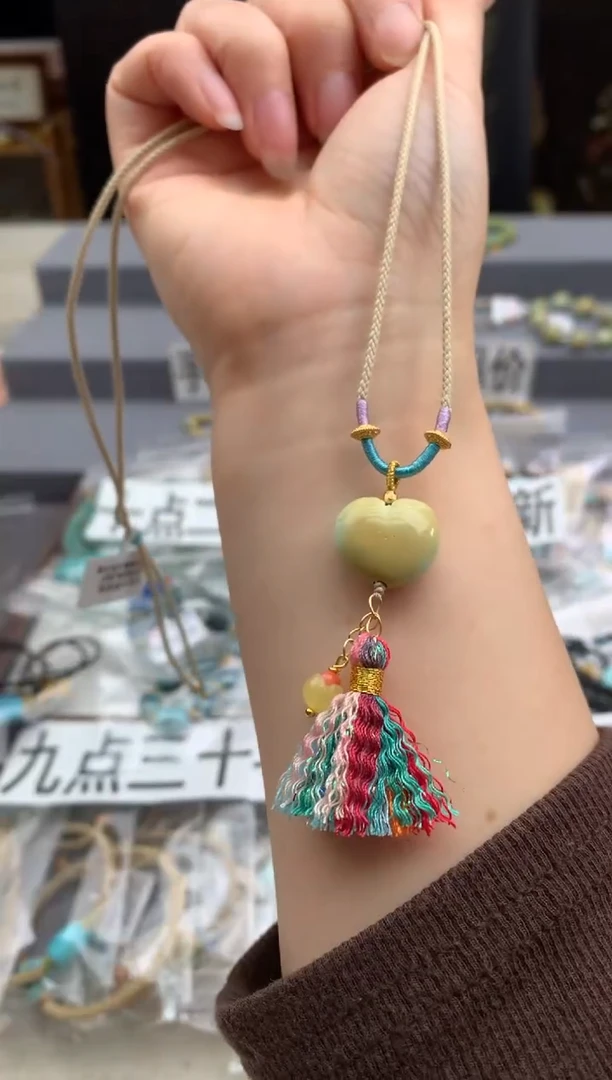 未镶嵌绿松石锁骨链茜.T45