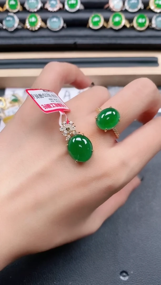 翡翠戒指银S925镶嵌11111