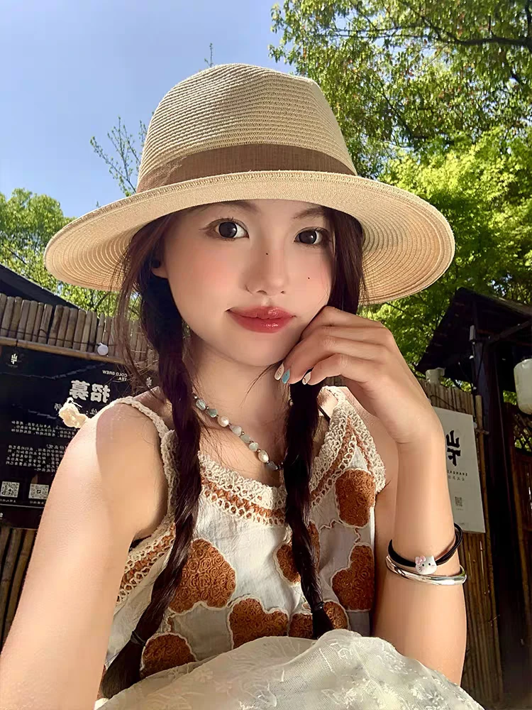 新高级巴拿马草帽女夏季遮阳防紫外线百搭赫本风西部英伦爵士帽子