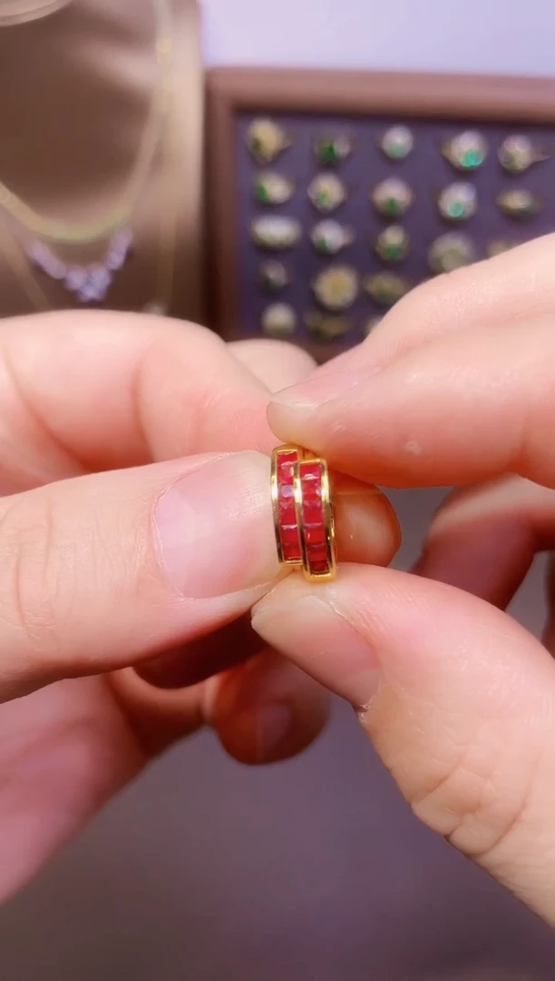 【闪购商品】红宝石耳环银S925镶嵌一对