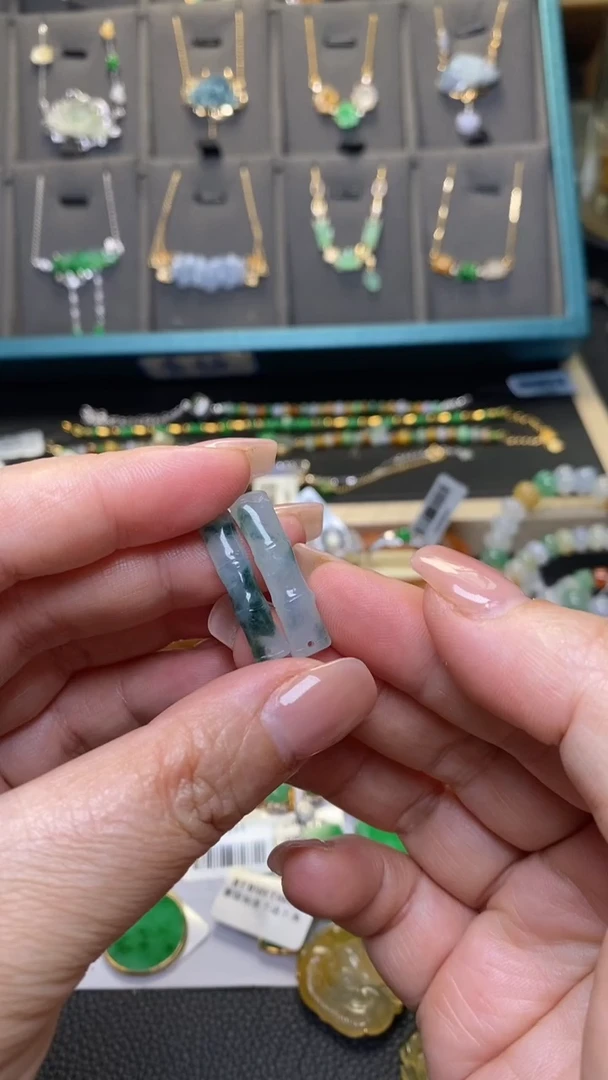 颈饰未镶嵌翡翠净货39851