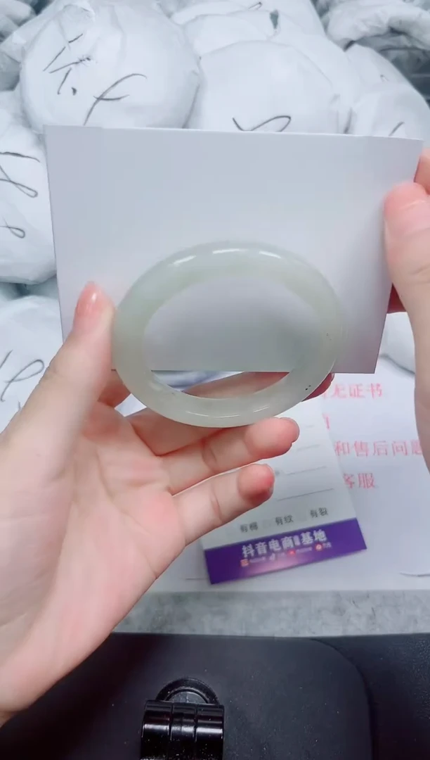 石英质玉手镯未镶嵌155-50