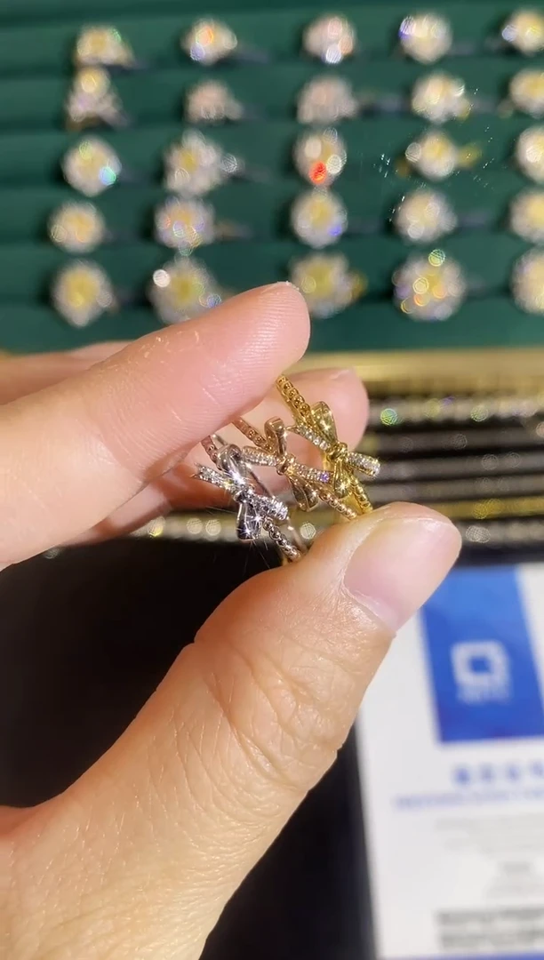 18K金镶嵌戒指钻石多样性发一（下单备注颜色）