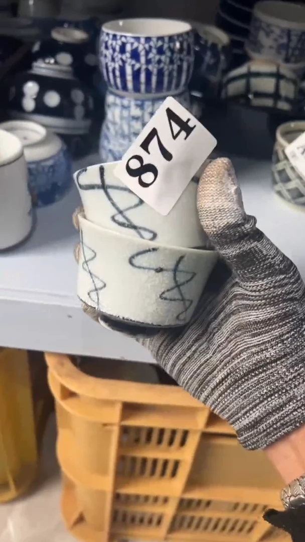 陌****)沫小二陶瓷销量榜第二名 满20包邮