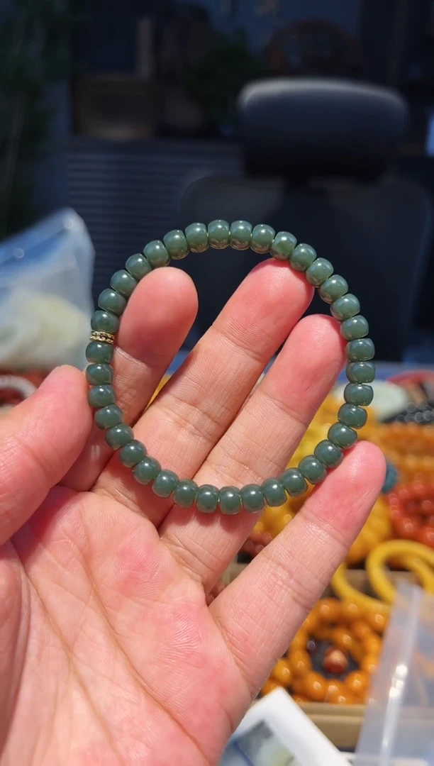 手串未镶嵌和田玉6+单圈