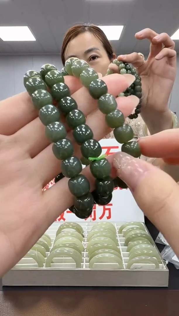 未镶嵌手链和田玉多样性发其一z
