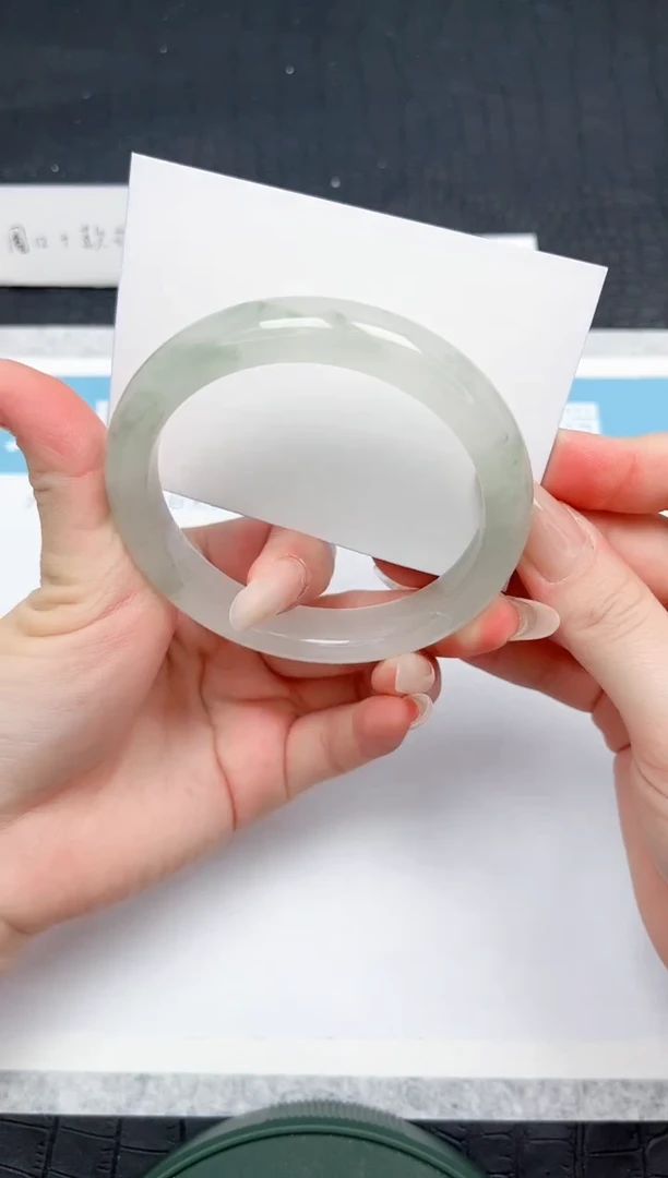 【闪购商品】石英质玉手镯未镶嵌151-62.6