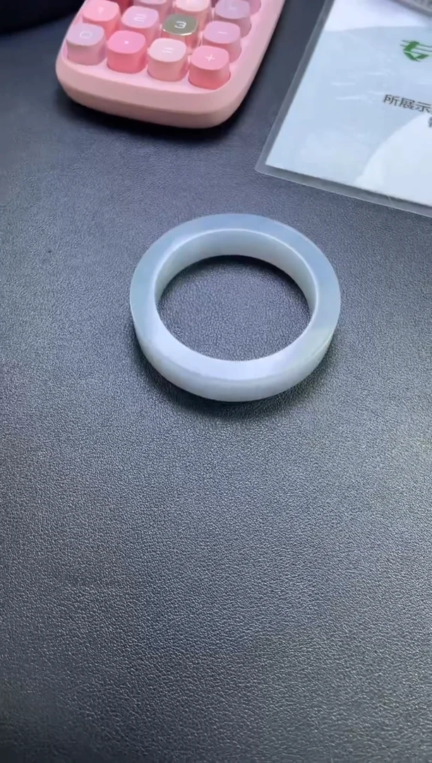 未镶嵌手镯定制翡翠嗯手镯