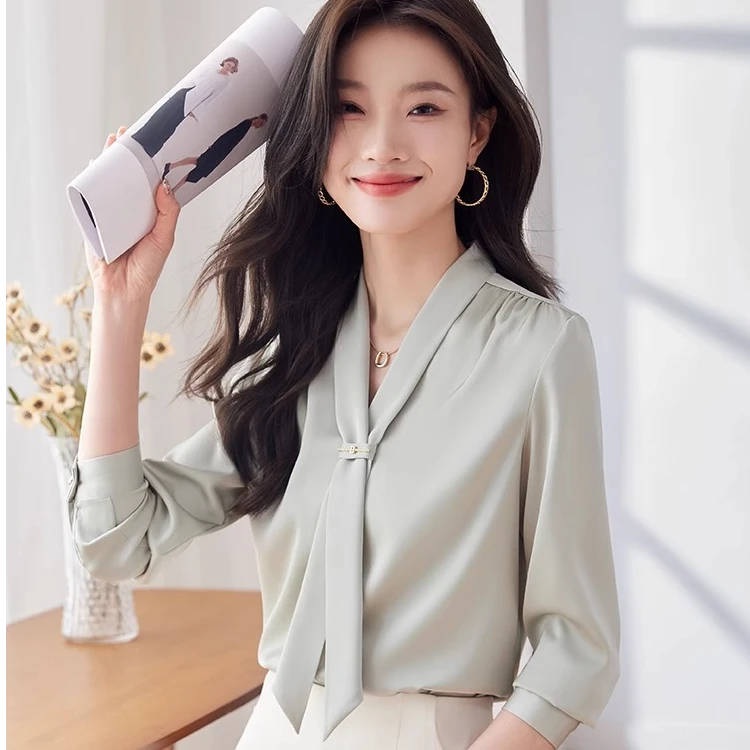 0327气质缎面衬衫女轻奢高级感上衣春秋薄款