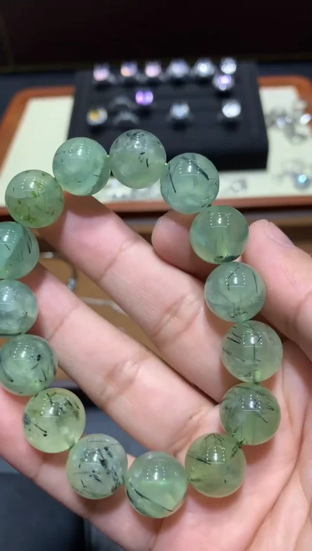 未镶嵌葡萄石手绳Q113