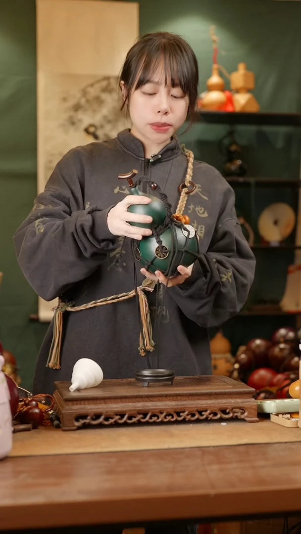 257号精品天然大漆酒葫芦一物一拍~