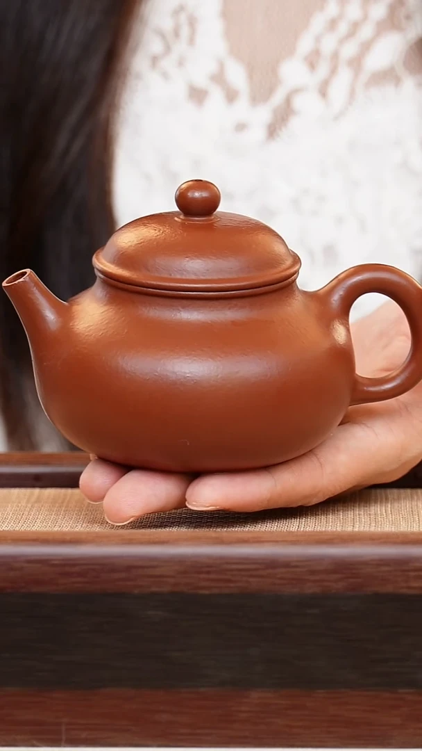 朱泥容天180cc宜兴手工紫砂壶