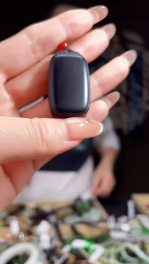 【闪购商品】和田玉颈饰未镶嵌拍一发一