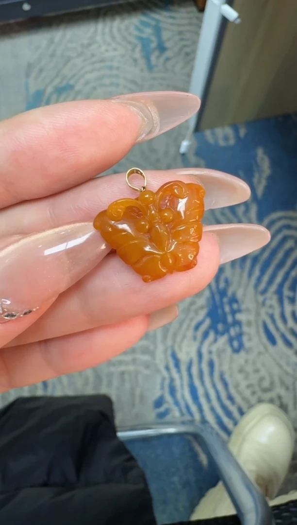 【闪购商品】翡翠颈饰18K金镶嵌缅甸翡翠A货吊坠