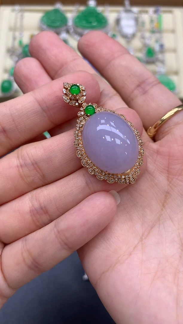 翡翠18K金镶嵌颈饰547-中国好珍宝