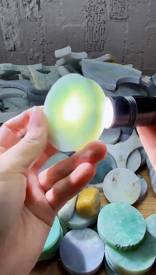 裸石翡翠天然翡翠A货玉 南 886