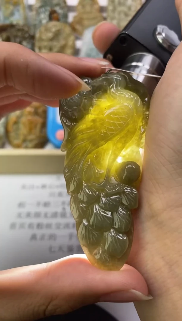 翡翠未镶嵌颈饰新***象天然A货翡翠