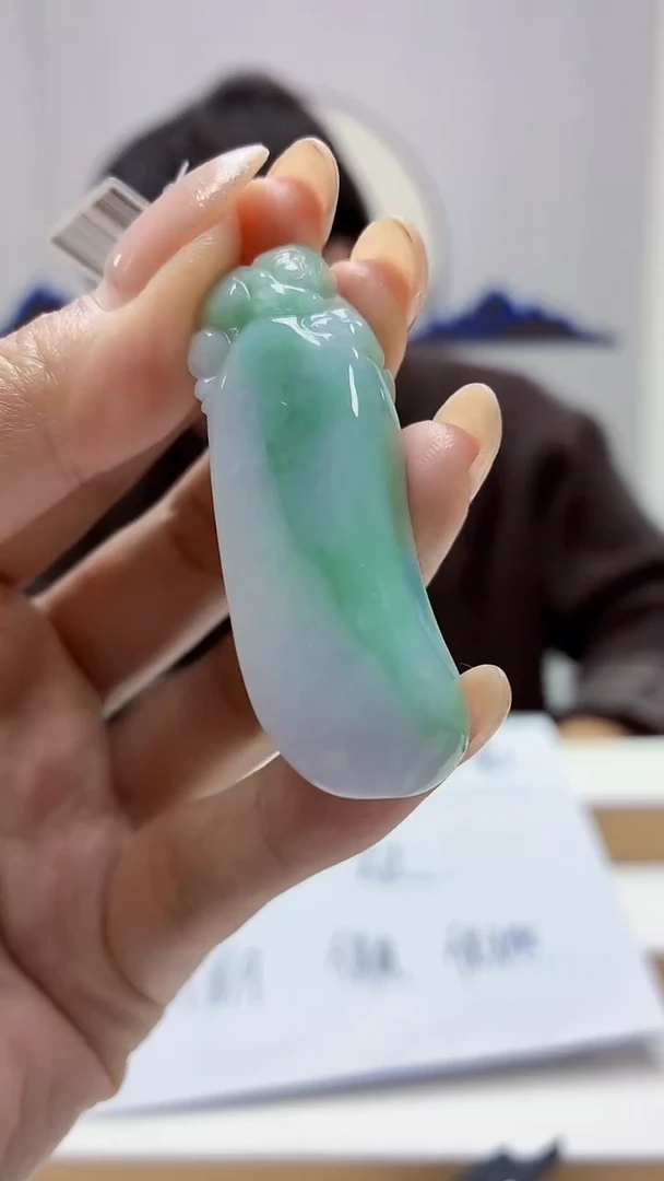 未镶嵌定制翡翠5145MM-毛货挂件23