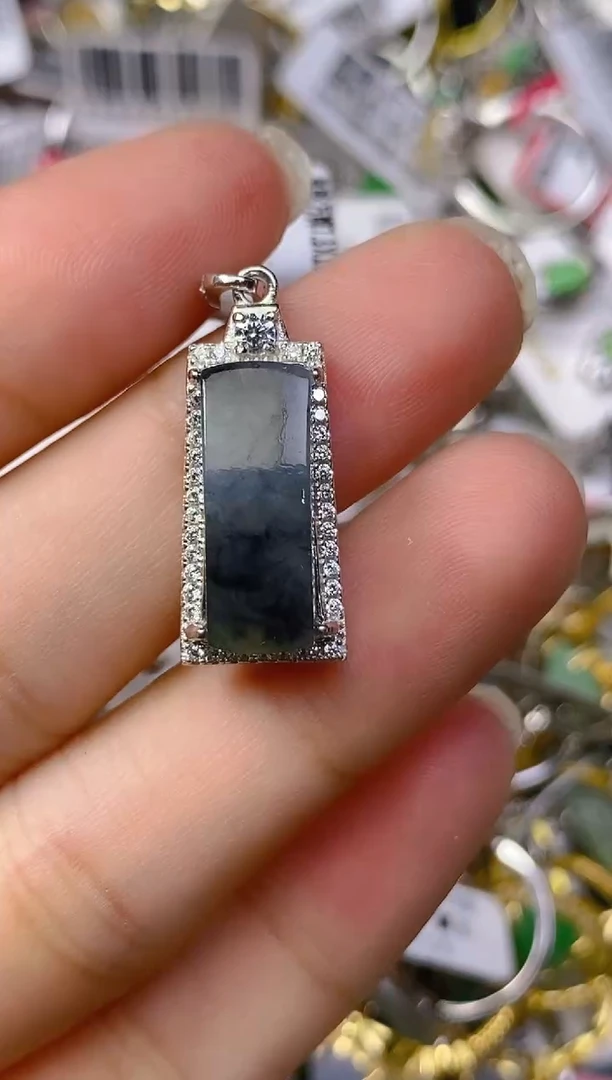 银S925镶嵌戒指翡翠百内无证书