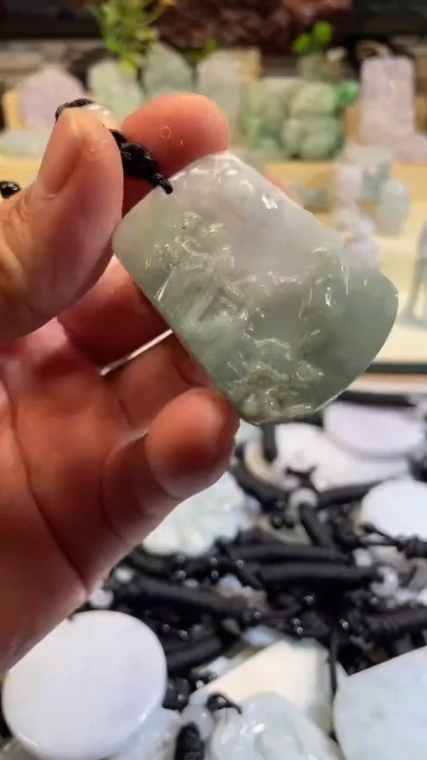 翡翠未镶嵌颈饰7/22/021