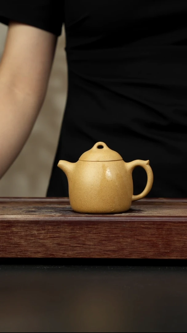 紫砂茶壶手磨黄金段 秦权