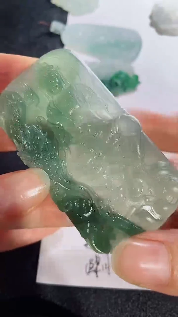 未镶嵌定制翡翠23123158123123