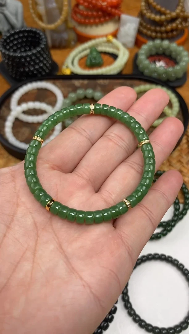 颈饰未镶嵌和田玉手串