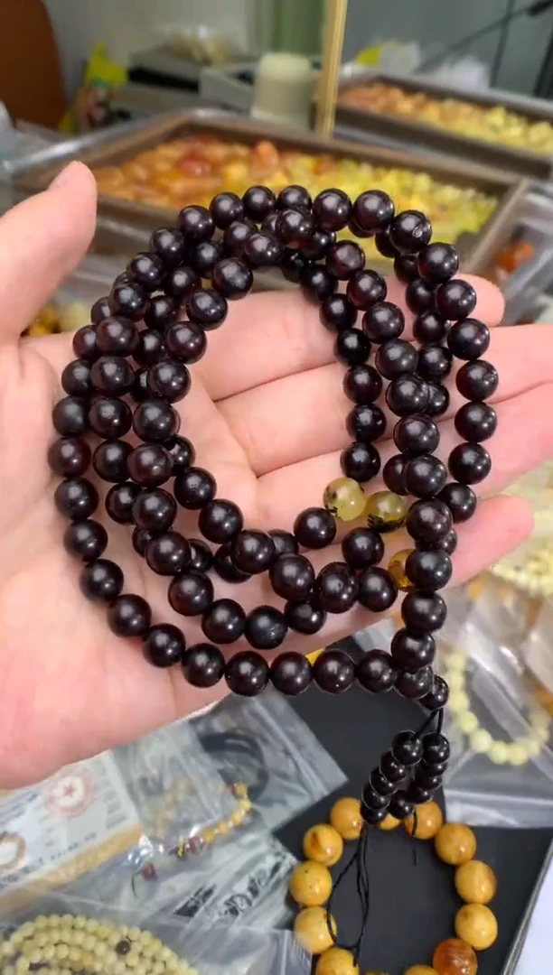 蜜蜡未镶嵌珠宝奇石1