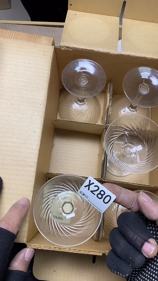 瓷片肥*X280默认微瑕，谨慎参拍