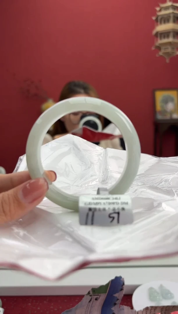 【闪购商品】翡翠手镯未镶嵌4手镯