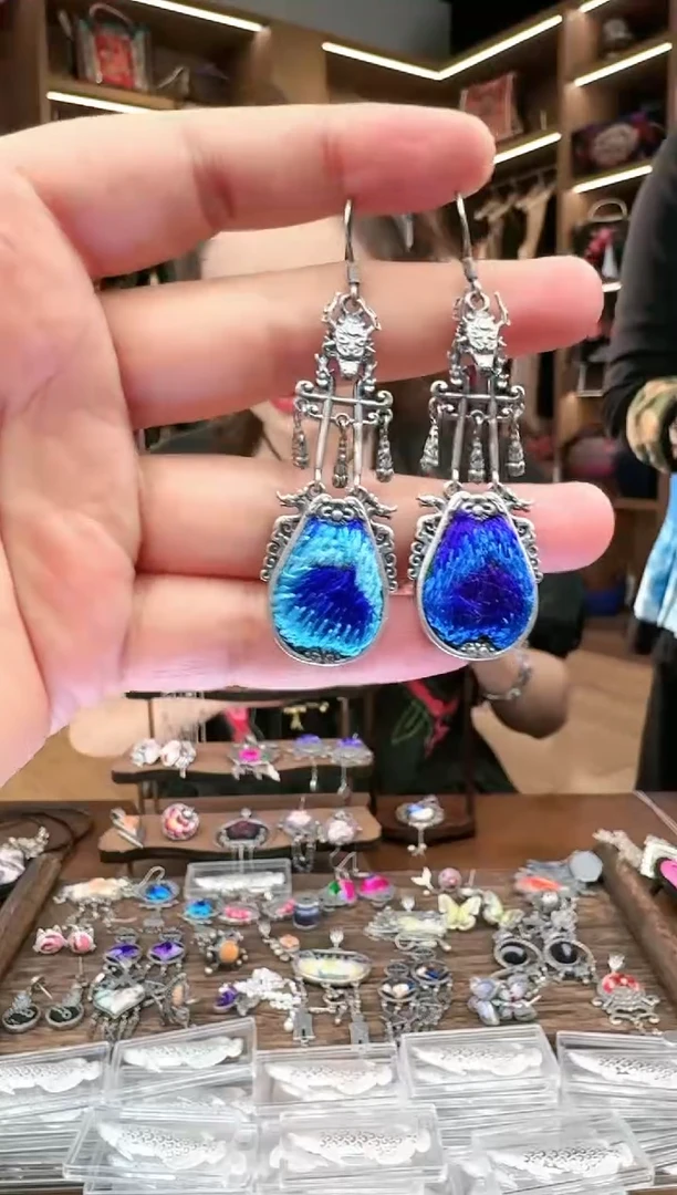 【闪购商品】织绣320黔东南苗族刺绣