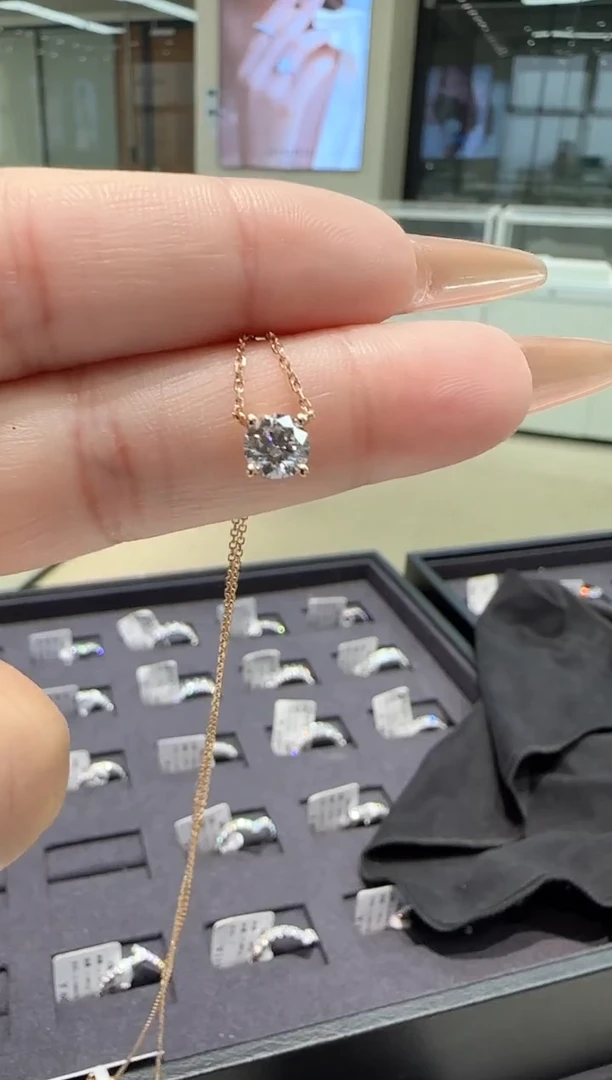 【闪购商品】实验室培育钻石18K金镶嵌项链0.54ct