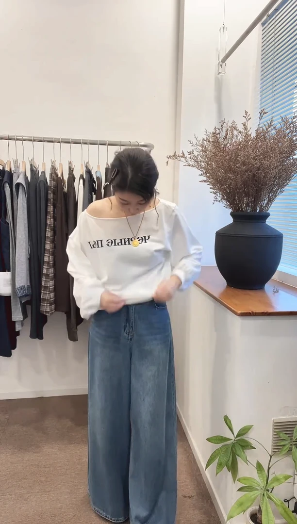 字母印花卫衣韩系