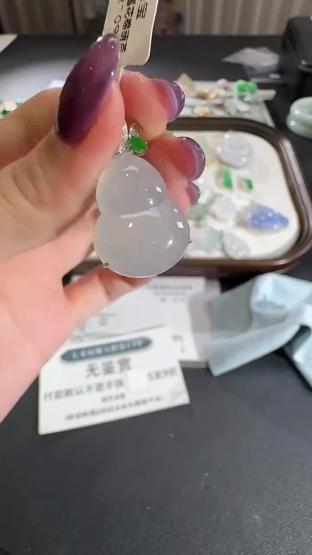 吊坠(不含链)18K金镶嵌翡翠买断无鉴赏不退换