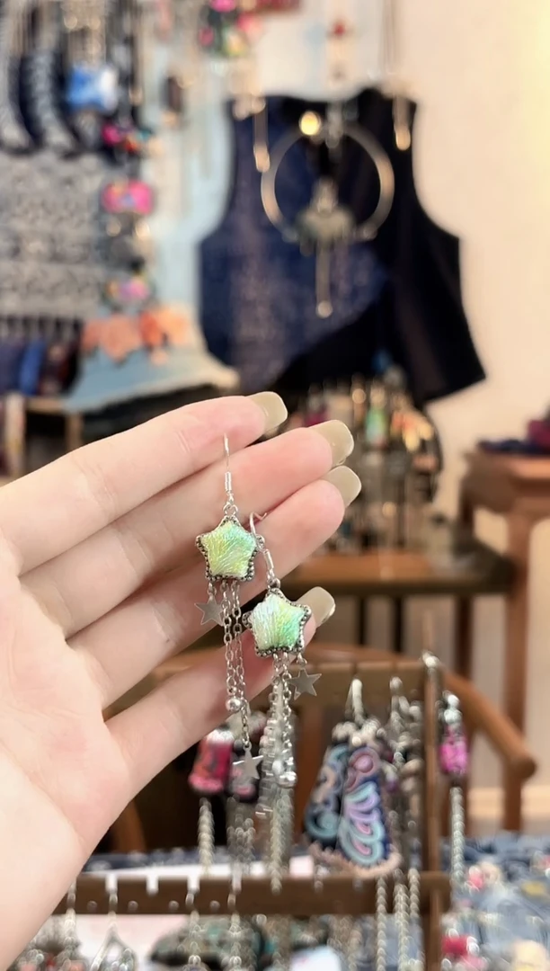 织绣彩云南阁民族风老绣非遗饰品089
