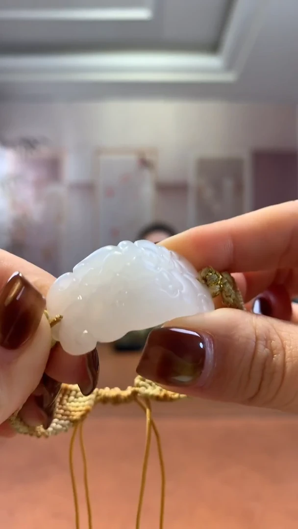 未镶嵌和田玉挂件白玉兽面手牌