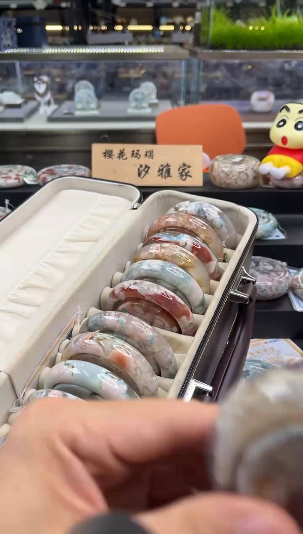 未镶嵌手镯石英质玉尘*丷圈口（赠品镯心）