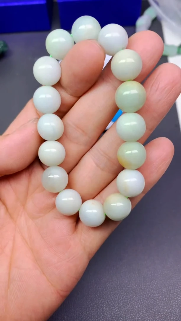 颈饰未镶嵌翡翠金****发手串