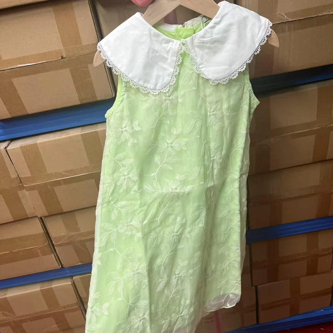 丽子家 品牌 童装 绿色立体绣花连衣裙