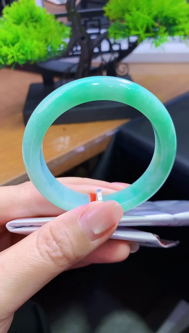 未镶嵌手镯翡翠-k66 天然缅甸A货翡翠52正圈