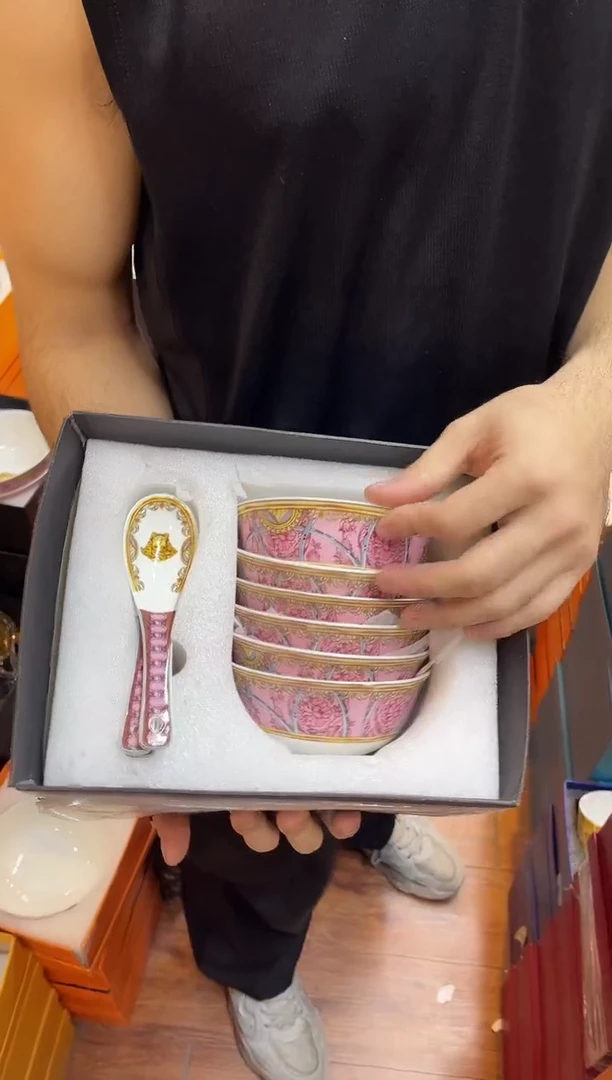 杯鸿辉家品牌瓷器，京东包邮！