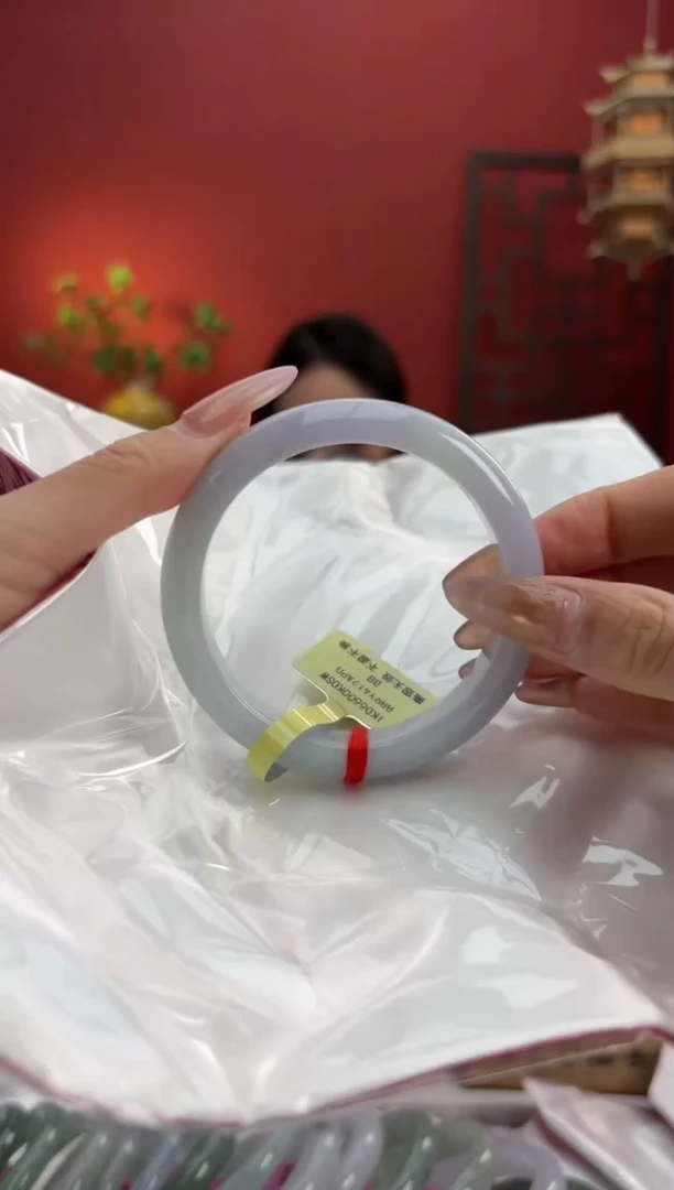 未镶嵌手镯翡翠翡翠手镯