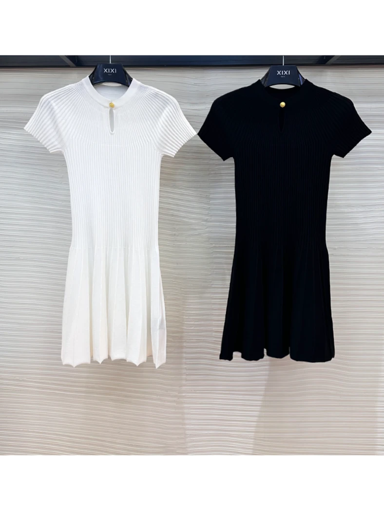 JIAYE CHAN铃兰极简竖条显瘦时尚连衣裙