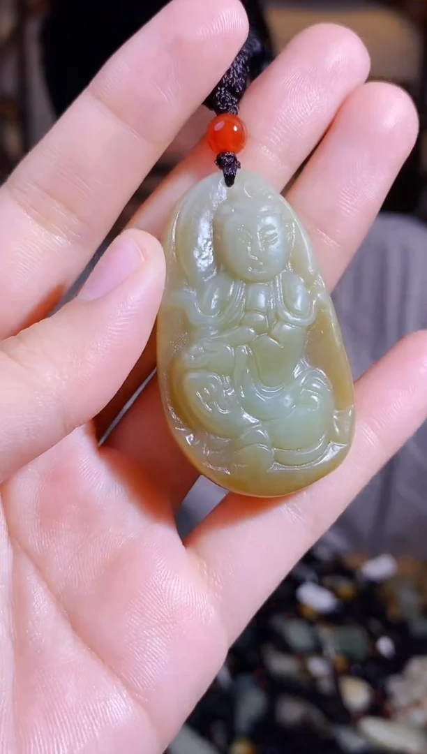 颈饰未镶嵌和田玉1