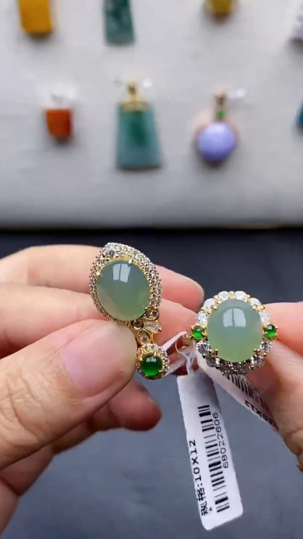 未镶嵌戒指翡翠1