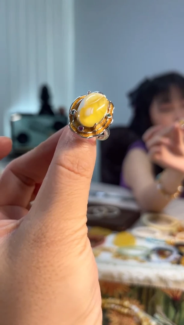 未镶嵌蜜蜡裸石戒指