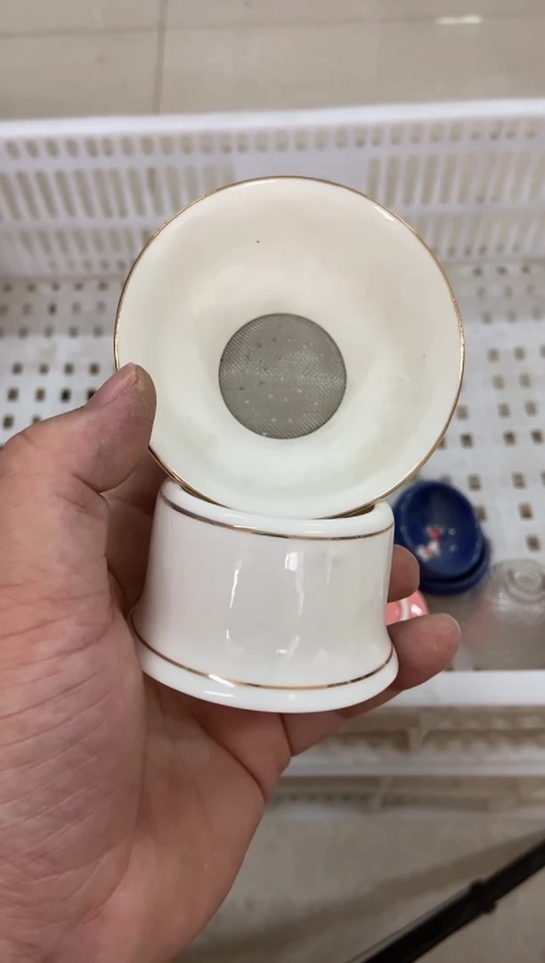 无运费险有瑕疵的摄影的产品有使用过的痕迹有点脏介意勿拍