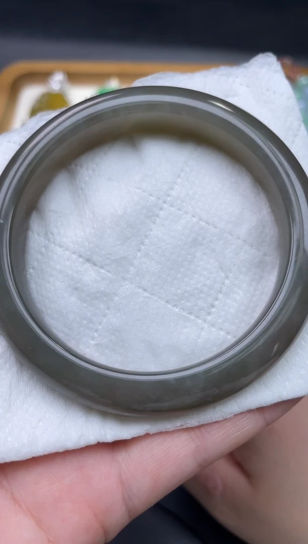 【闪购商品】和田玉手镯未镶嵌129.........