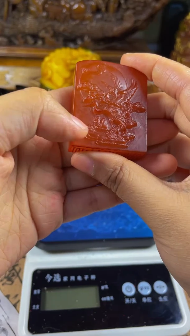 寿山石印石红田双鹤牌